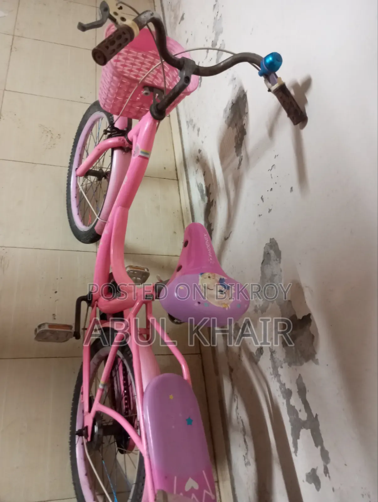 Girl Cycle