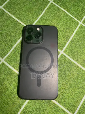 অ্যাপল আইফোন ১৩ প্রো ১২৮ জিবি গ্রাফাইট