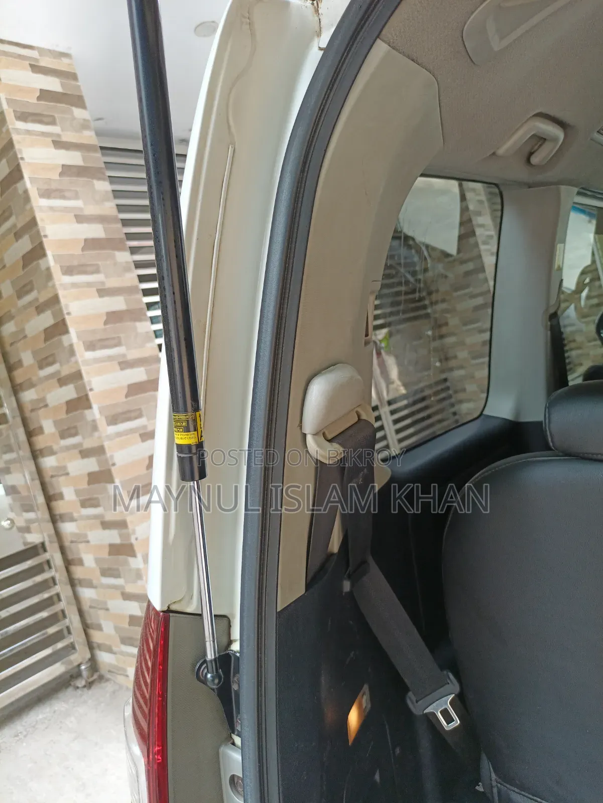 Toyota Noah 2013 Pearl