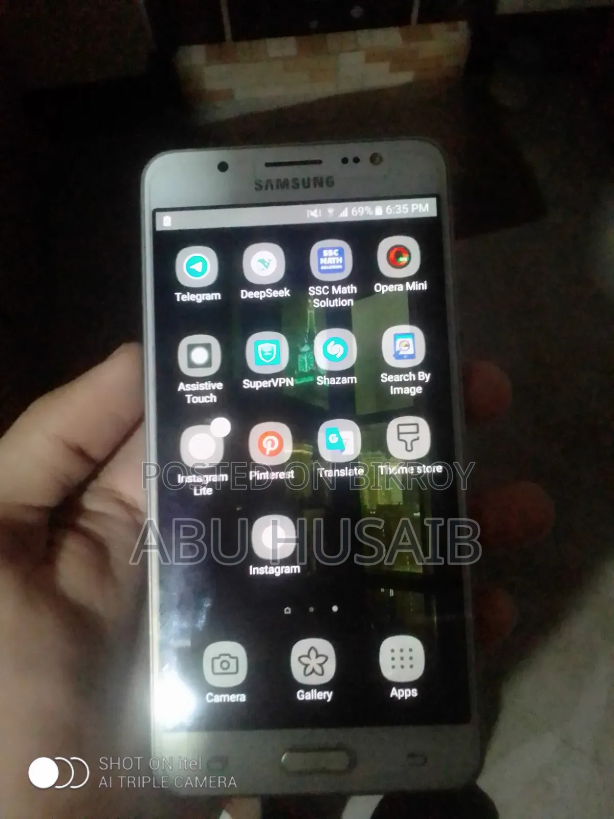 Samsung Galaxy J5 16 GB Yellow