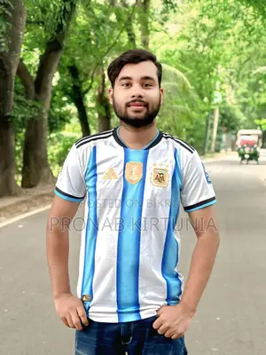 শো-রুম সহকারী পদে নিয়োগ বিজ্ঞপ্তি।