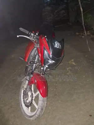 TVS Apache RTR 160 2V 2015 Red