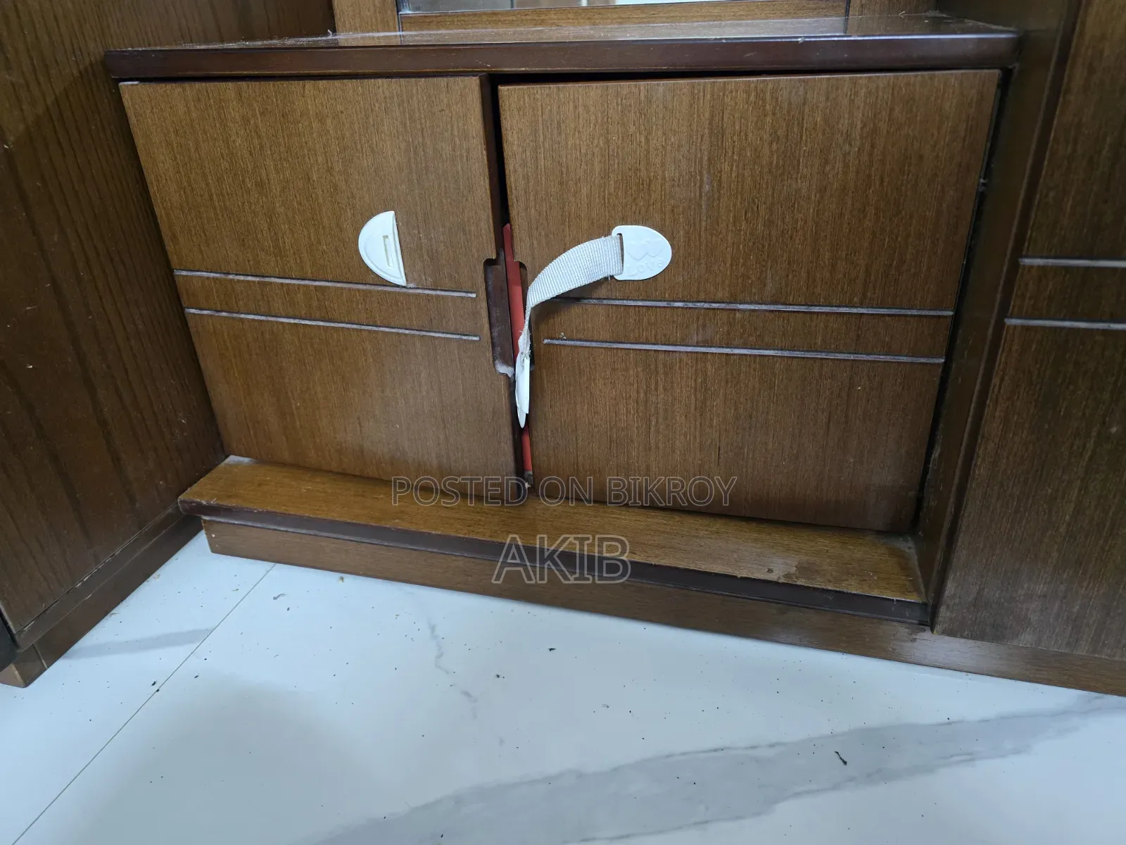 Hatil Dressing Table (chic 145)