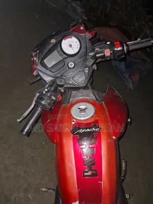 TVS Apache RTR 160 2V 2015 Red