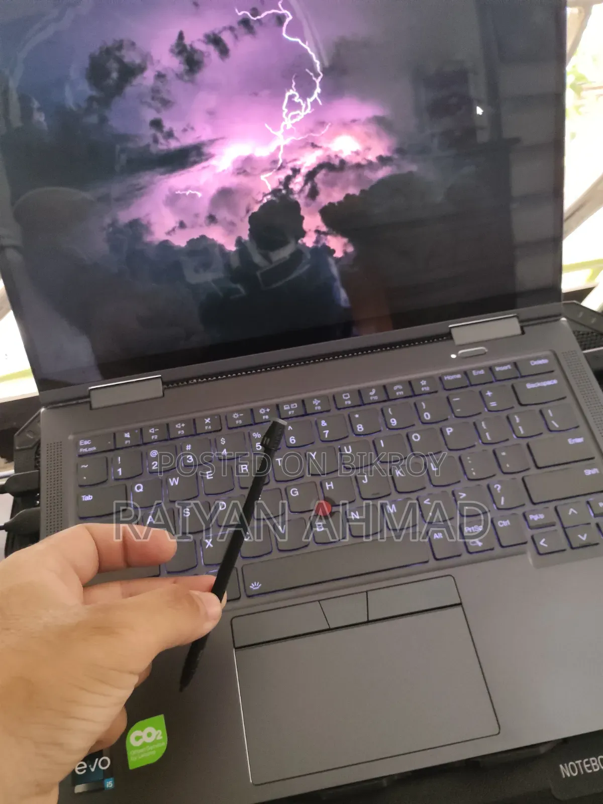 Laptop Lenovo ThinkPad X1 Yoga Gen 8 16GB Intel Core i5 SSD 512GB