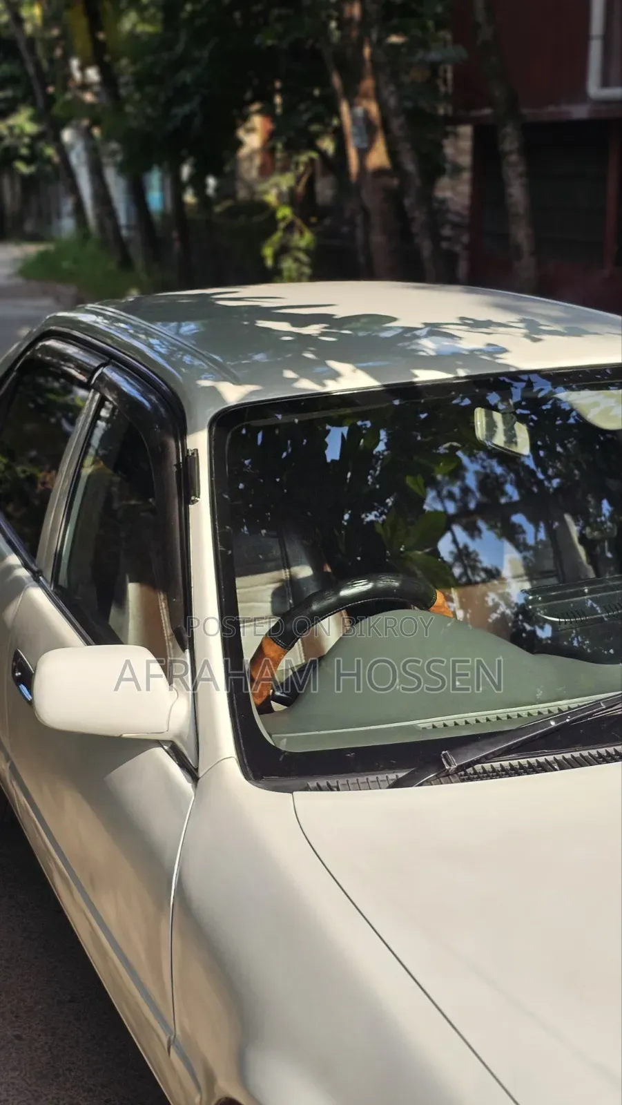 Toyota Corolla Automatic 1999 White