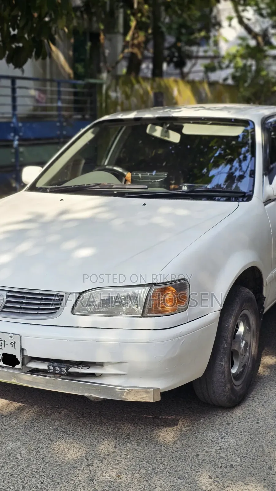 Toyota Corolla Automatic 1999 White