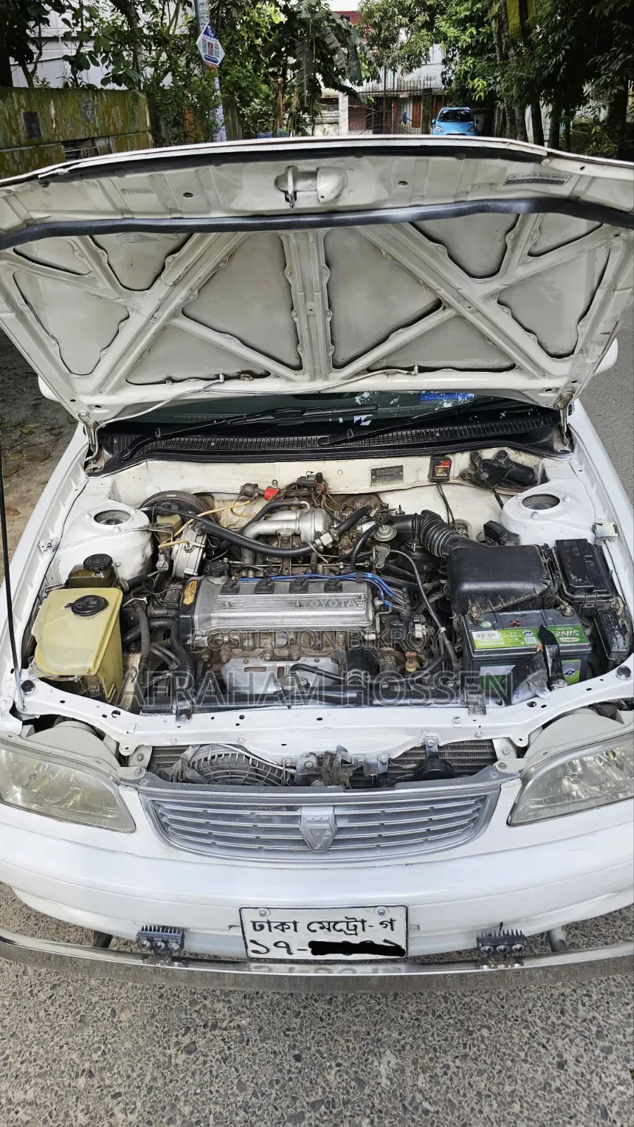 Toyota Corolla Automatic 1999 White