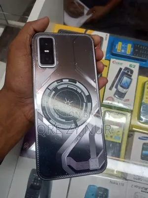 ইনফিনিক্স জিটি ৩০ ৫জি ২৫৬ জিবি গ্রে