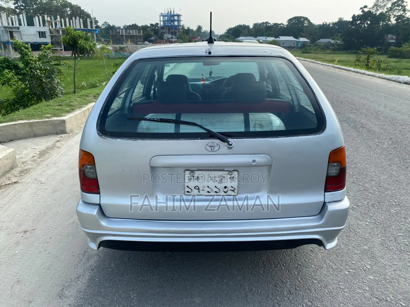 Toyota Corolla Hatchback 2000 Silver