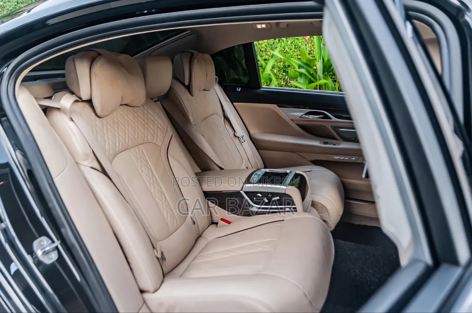 BMW 7 Series 745Le 2019 Black