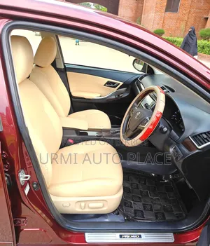 Toyota Premio 2017 Maroon