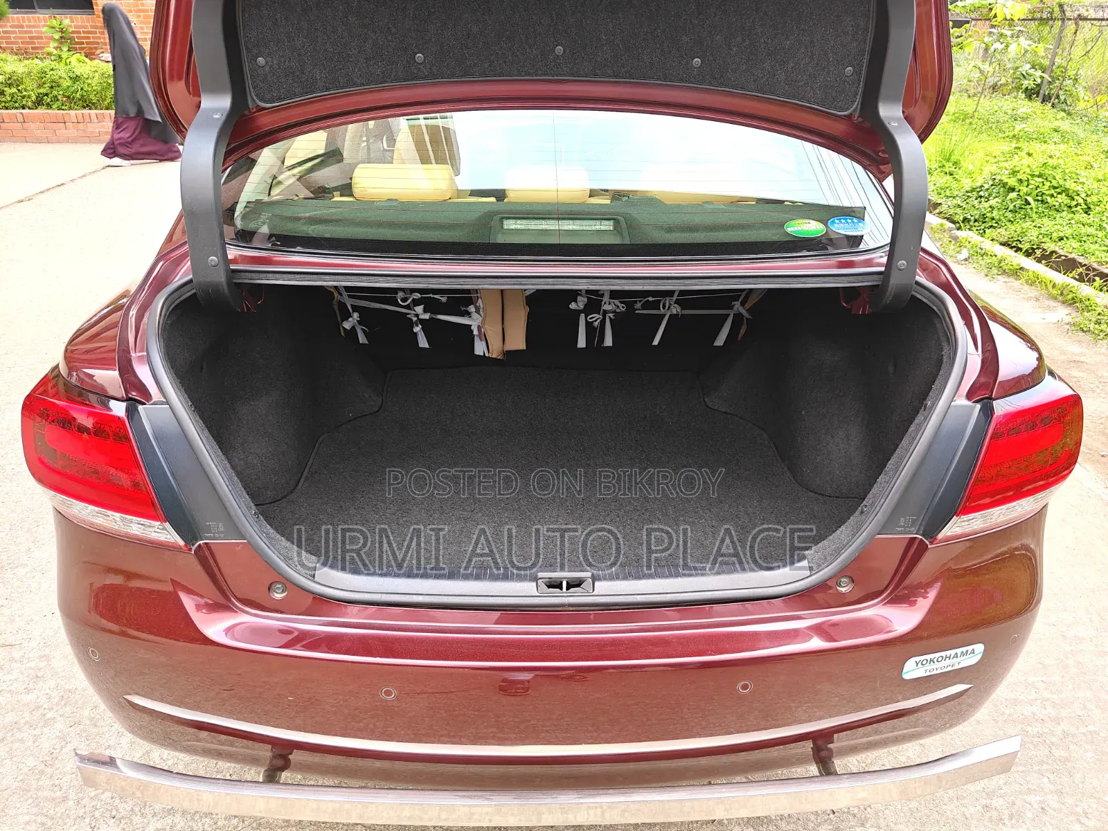 Toyota Premio 2017 Maroon