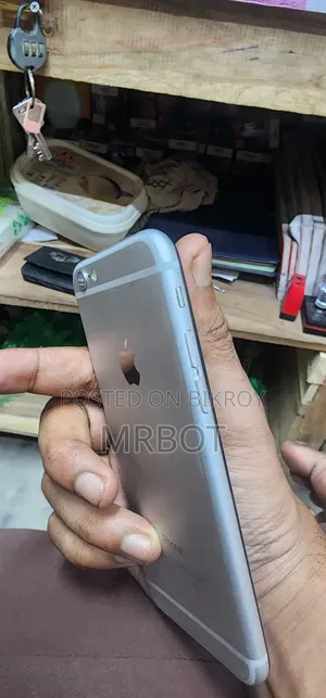 Apple iPhone 6 16 GB Silver