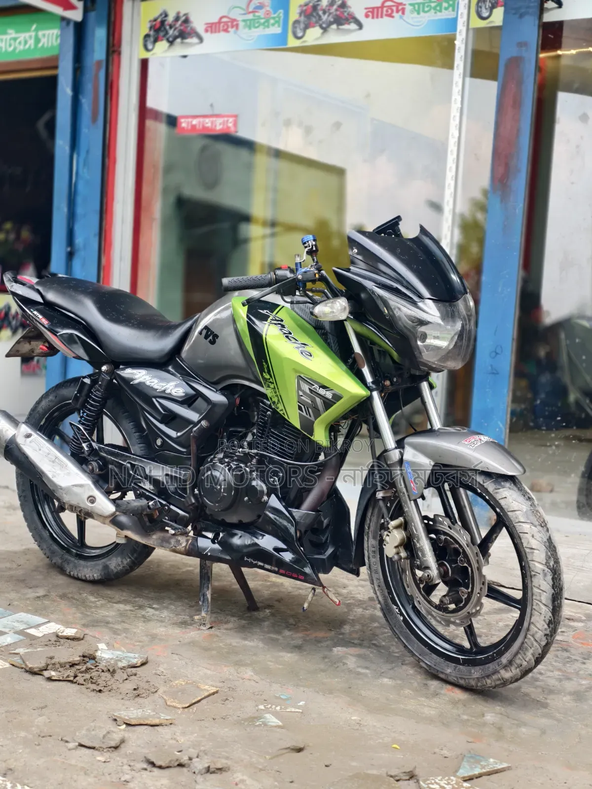 টিভিএস আপাচি আরটিআর ১৬০ টুভি ২০১৫ গ্রে