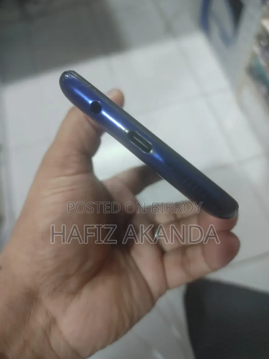 Samsung Galaxy M21 64 GB Blue