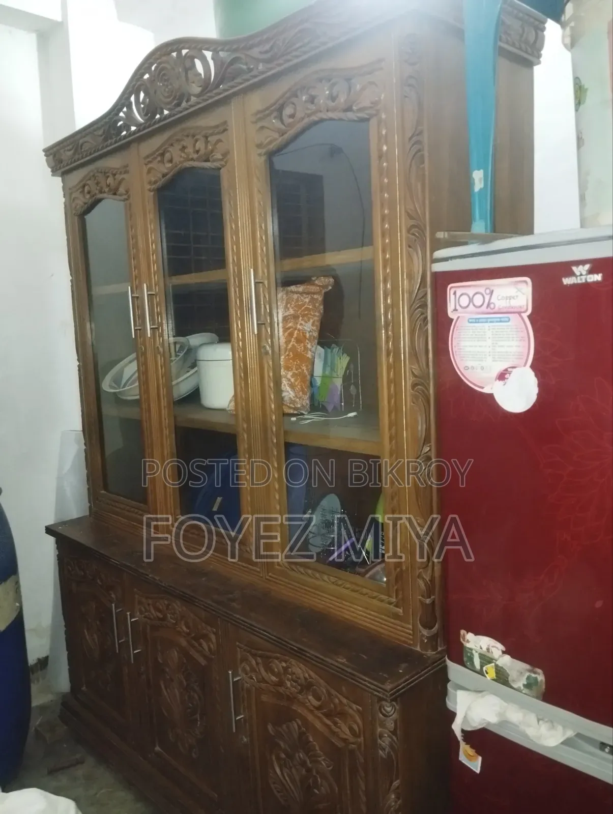 A showcase will be sold, made of original teak wood, still looks like new