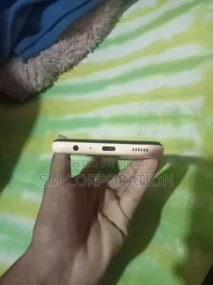 স্যামসাং গ্যালাক্সি এ ১৩ ১২৮ জিবি গোলাপি