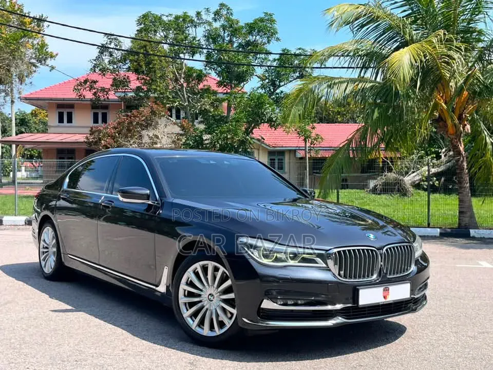 BMW 7 Series 730Li 2017 Blue