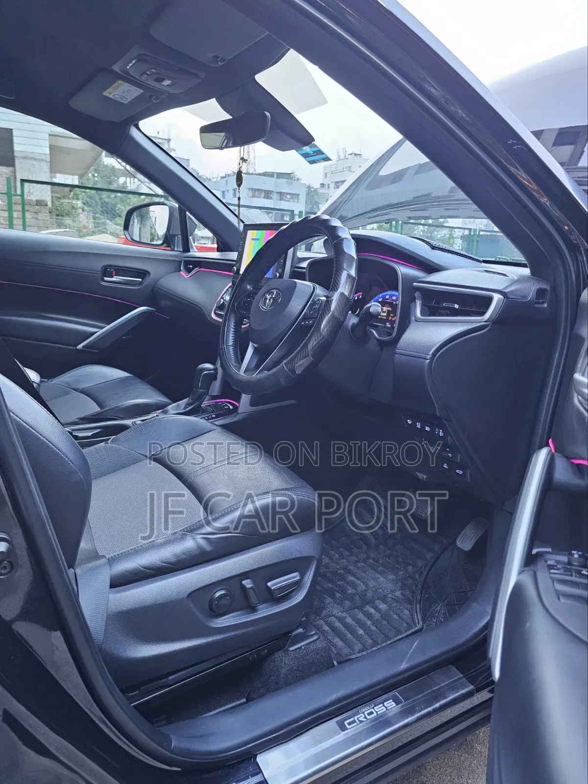 Toyota Corolla Cross 1.8 Hybrid AWD 2021 Matt Black