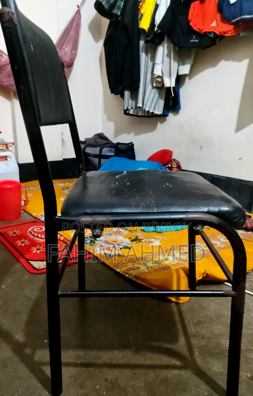 পড়ার টেবিল ও চেয়ার (Reading Table).