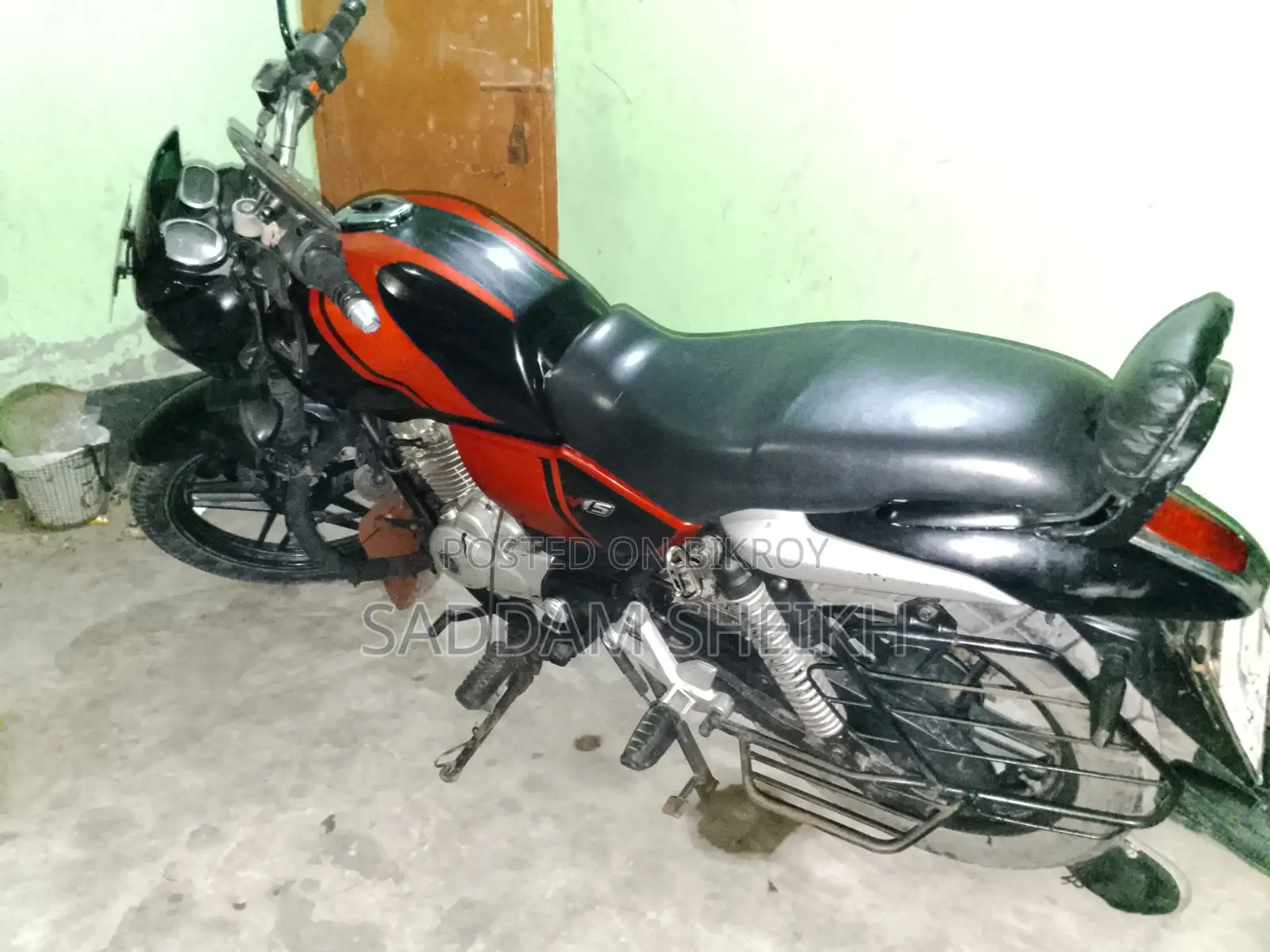 Bajaj V15 2018 Black
