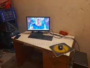 Desktop Computer Dell 8GB RAM Intel Core i3 SSD 256GB