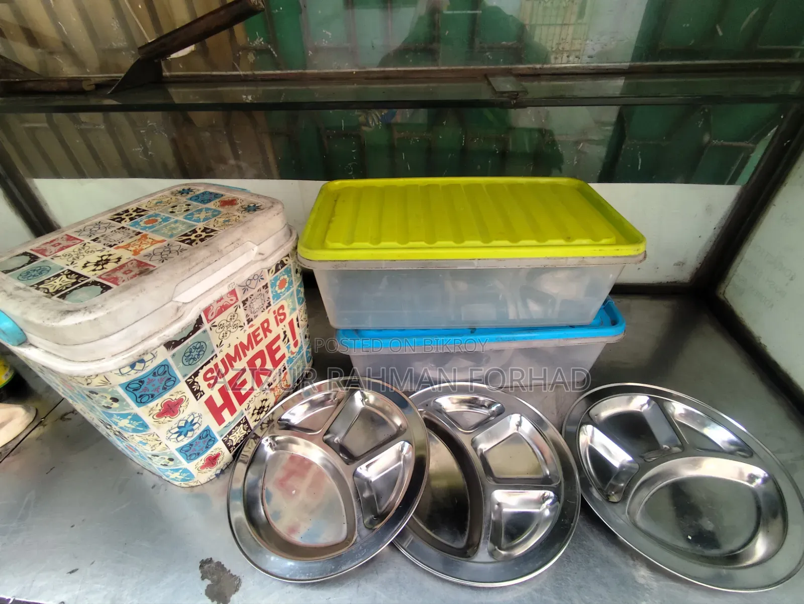 দোকান, পিজ্জা ওভেন এলপিজি করা, পিজ্জার দোকানের যাবতীয় মালামাল।