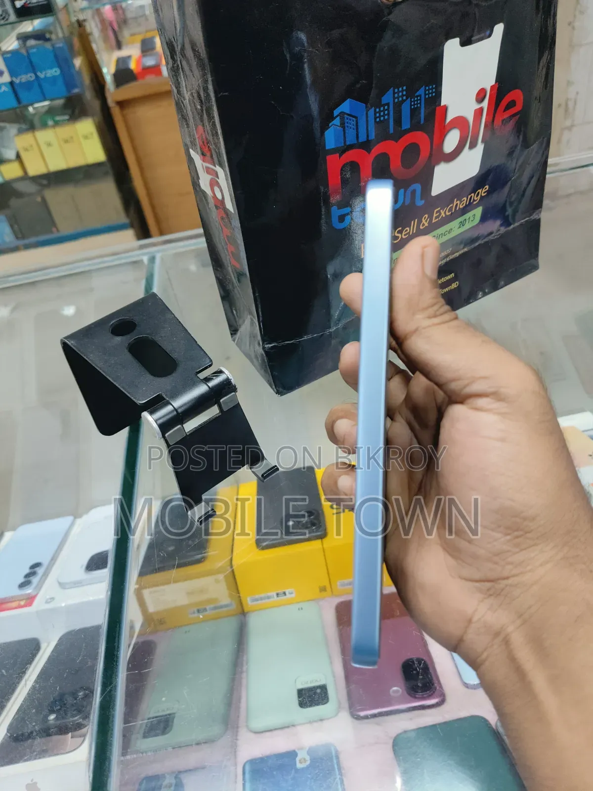ওয়ানপ্লাস নর্ড ২৫৬ জিবি নীল