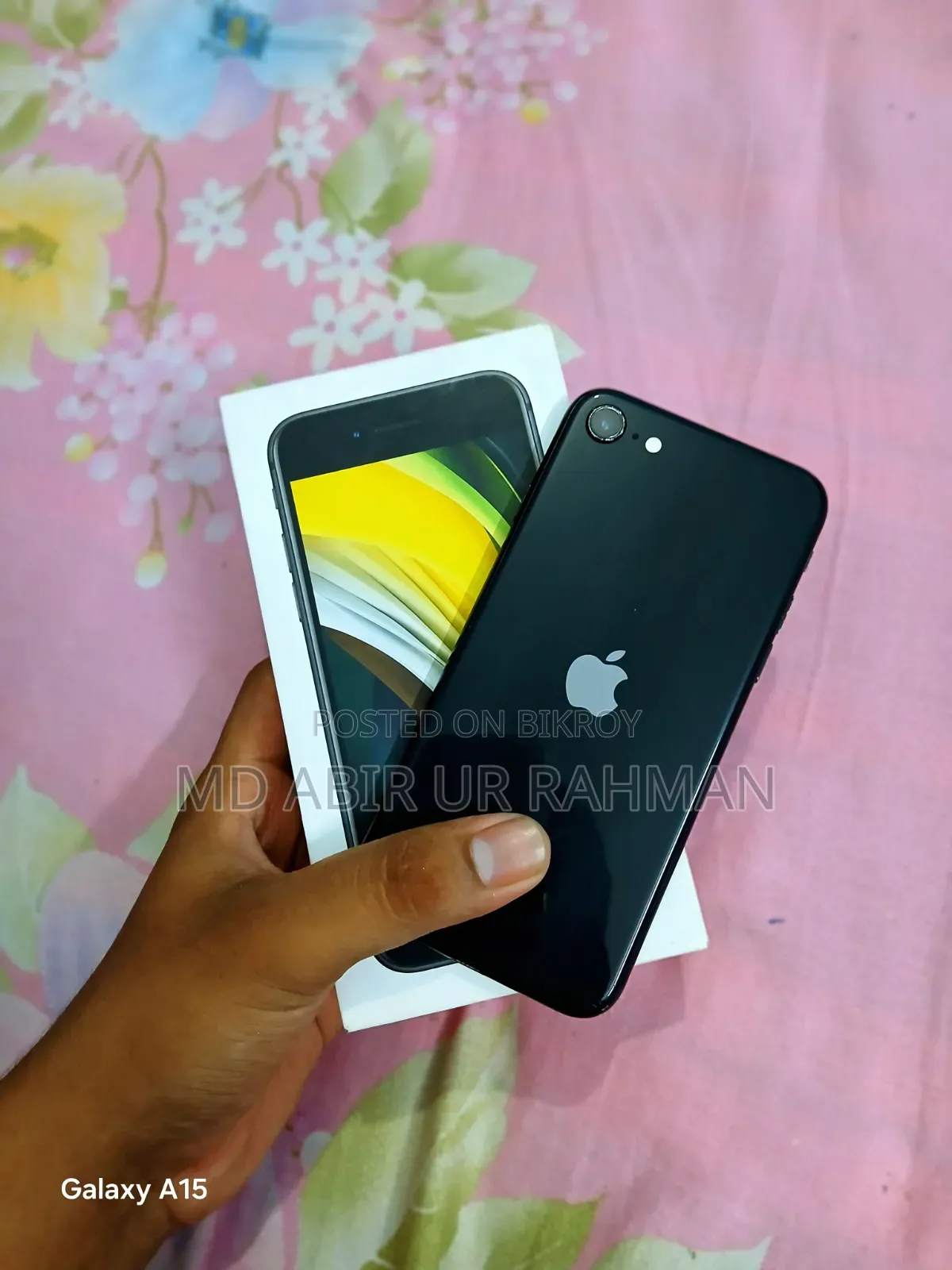 Apple iPhone SE (2020) 64 GB Black
