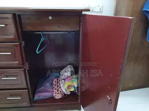 Wardrobe Used For 9 Months