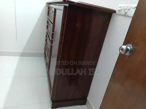 Wardrobe Used For 9 Months