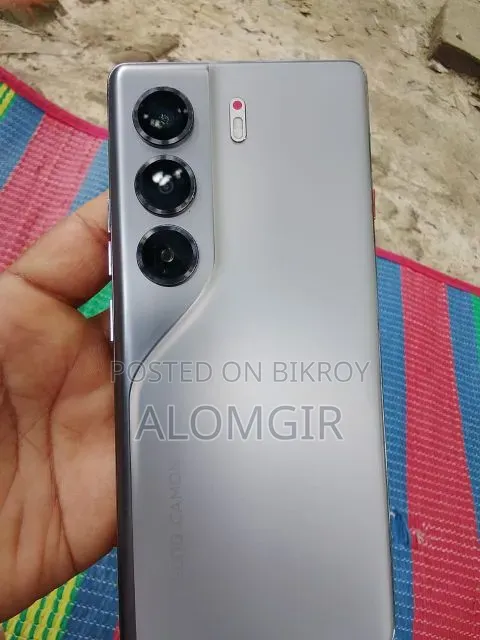 Tecno Camon 40 Pro 4G 256 GB White