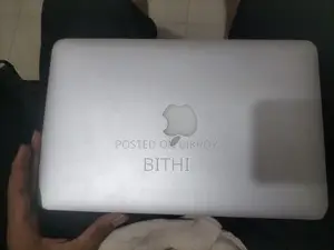 Laptop Apple MacBook Air 4GB Intel Core i5 HDD 128GB