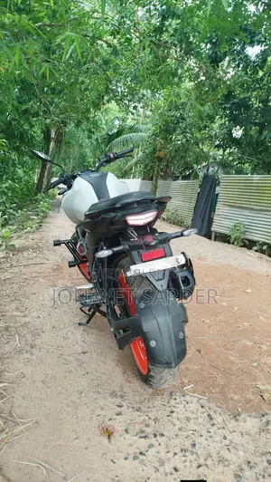 Yamaha FZS V4 2025 White