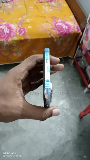 ইনফিনিক্স হট ৬০আই ১২৮ জিবি সিলভার