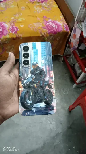 ইনফিনিক্স হট ৬০আই ১২৮ জিবি সিলভার
