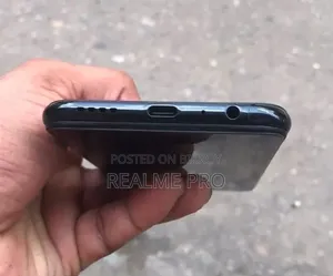 রিয়েলমি ৬ প্রো ১২৮ জিবি