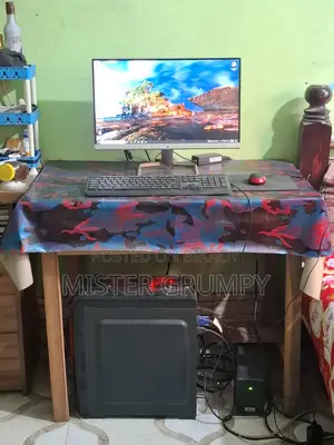 Desktop Computer 8GB Intel Core i3 SSD 512GB