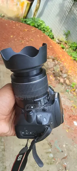 Canon 200d