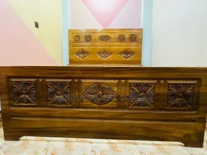 Full Box Bed