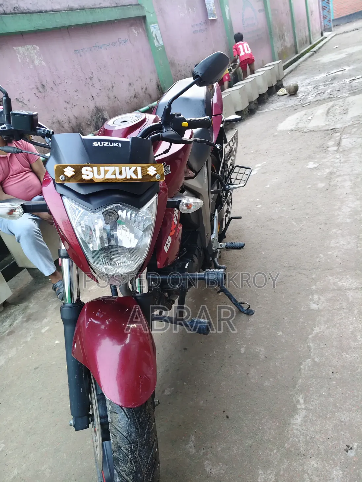 সুজুকি জিক্সার ২০২৩ রেড