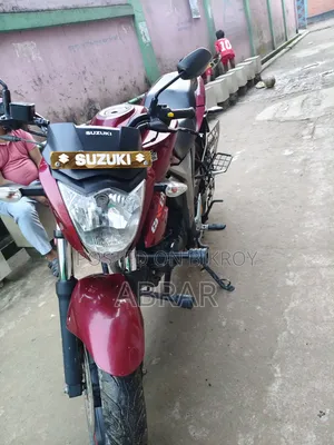 সুজুকি জিক্সার ২০২৩ রেড