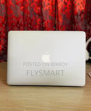 Laptop Apple MacBook Air 2015 8GB Intel Core i5 SSD 128GB
