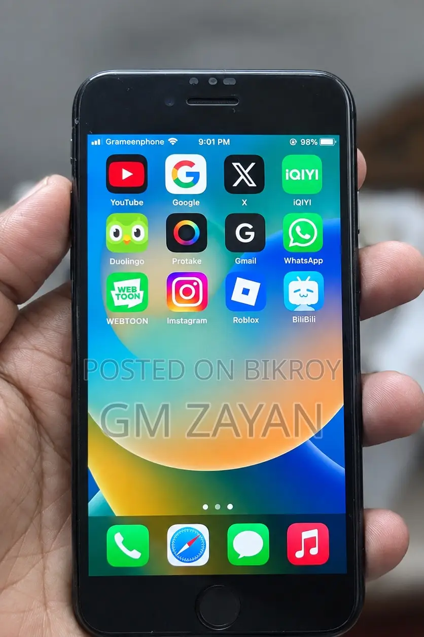 অ্যাপল আইফোন ৮ ৬৪ জিবি ব্ল্যাক