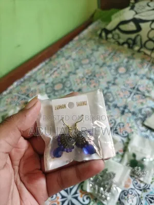 Earrings / Crab Band