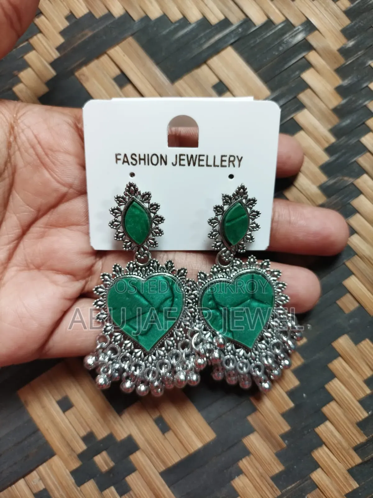Earrings / Crab Band