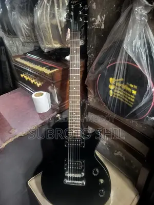 Epiphone Les Paul Special মডেল গিটার