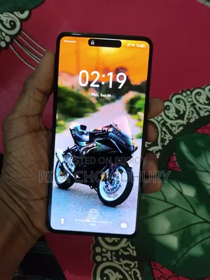টেকনো ক্যামন ২০ প্রো ২৫৬ জিবি ব্লু