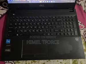 ল্যাপটপ ৮জিবি ইন্টেল কোর আই৩ এসএসডি ২৫৬জিবি